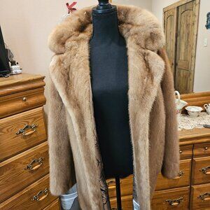 Vintage mink coat excellent condition